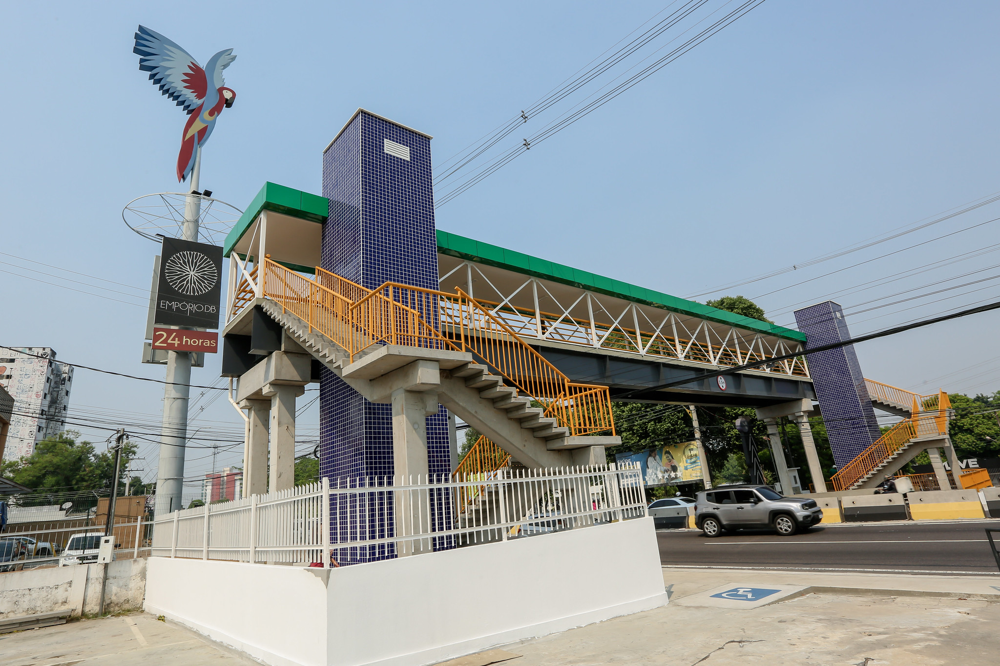 Prefeito David Almeida Inaugura Nova Passarela Da Avenida Ephig Nio