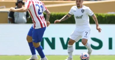Botafogo perde, mas avança para oitavas da Copa do Mundo de Clubes