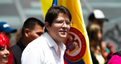 Morre Miguel Uribe, pré-candidato à presidência da Colômbia
