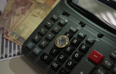 Regulamentação da reforma tributária: falta de preparo das empresas pode causar aumento de custos e afetar competitividade em 2026