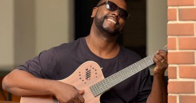 “Dom que vem de Deus”: A História de Clayton Rodrigues da Silva, 44, o Sambista que Transformou Sonhos em Canções