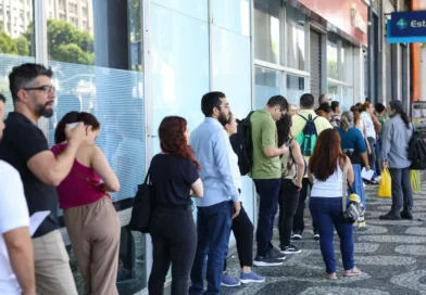 Governo federal vai chamar mais 7 mil servidores em 2026, diz ministra