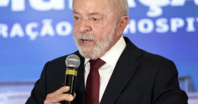 Lula critica ameaças de Trump ao mundo e defende papa Leão XIV