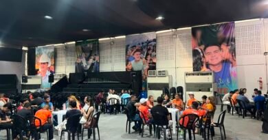 Jovens debatem educação e emprego no Plano de Governo