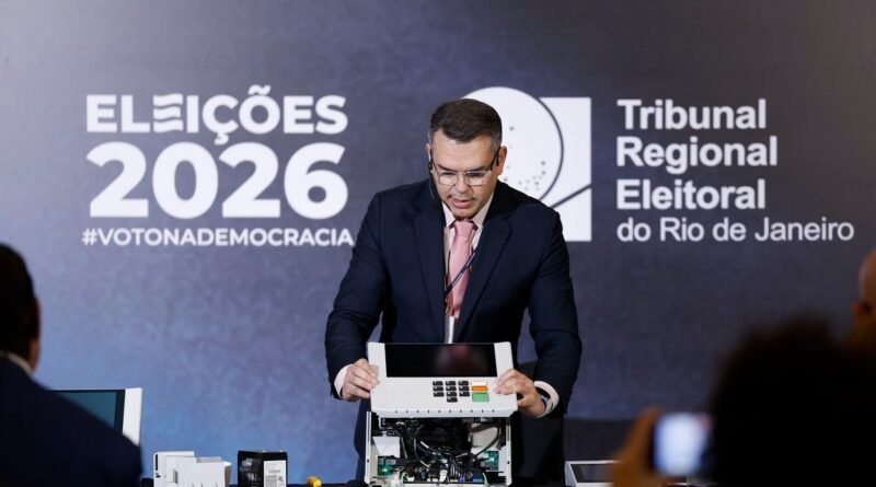 TRE-RJ explica segurança da urna eletrônica