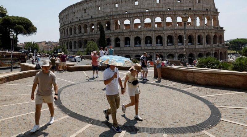 Calor extremo coloca 27 cidades da Itália em alerta vermelho
