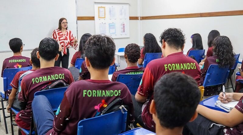 Manaus fica entre as melhores capitais no Ideb 2025