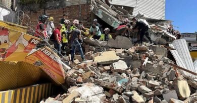 Terremoto de 7,4 causa destruição na Colômbia