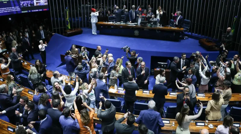 Brasília – DF – 14/10/2026 - Sessão do Senado que votou o fim da escala 6X1. Lula Marques/Agência Brasil.