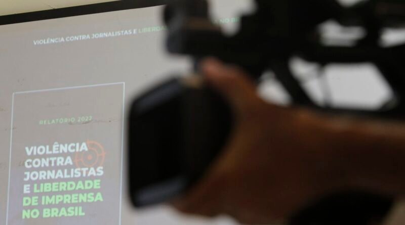 Divulgação do Relatório da Violência contra Jornalistas e Liberdade de Imprensa no Brasil 2022, no Sindicato dos Jornalistas.