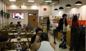 Rio de Janeiro (RJ), 12/01/2025 – Salão do restaurante Sol Gastronomia, na Lapa. Novo decreto moderniza o Programa de Alimentação do Trabalhador (PAT) e traz novas regras ao sistema de vale-alimentação e vale-refeição. Foto: Fernando Frazão/Agência Brasil
