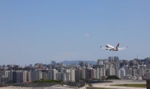 São Paulo (SP), 22/12/2025 - Avião da Gol Linhas Aéreas decola do Aeroporto de Congonhas. Foto: Rovena Rosa/Agência Brasil
