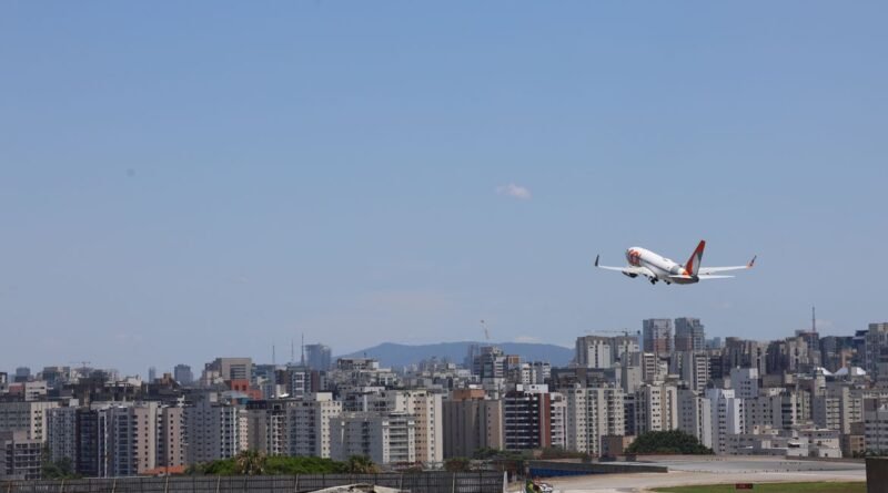 São Paulo (SP), 22/12/2025 - Avião da Gol Linhas Aéreas decola do Aeroporto de Congonhas. Foto: Rovena Rosa/Agência Brasil