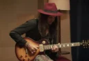 Reality show Duelo de Guitarras, da TV Brasil, termina com destaque para perfil do campeão Pedro Hills. Foto: TV Brasil