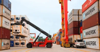 Visita técnica ao Porto ITapoá SC. Os Portos tem sempre uma movimentação grande de container e navios e movimenta o marcado de importação e exportação.. Foto: Vosmar Rosa/MPOR