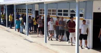Brasília (DF), 25/10/2026 - Eleitores em dia de votação das Eleições 2026, na Escola Classe 01 do Varjão. Foto: Valter Campanato/Agência Brasil