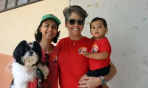 Brasília (DF), 25/10/2026 - Luísa Malagoni e Poliana Carla em dia de votação das Eleições 2026, na Escola Paulo Freire. Foto: Valter Campanato/Agência Brasil