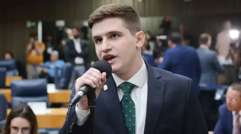 O vereador do PL, Lucas Pavanato, eleito o deputado federal mais votado da história do estado de São Paulo. — Foto: Mozart Gomes/Rede Câmara de SP