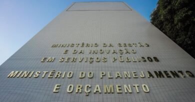 Brasília (DF), 15/04/2024, Fachada do prédio do Ministério do Planejamento e Orçamento (MPO), na Esplanada dos Ministérios. Foto: Rafa Neddermeyer/ Agência Brasil