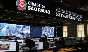 São Paulo (SP), 04/07/2024 - Inauguração da central de monitoramento por câmeras do programa Smart Sampa na rua XV de novembro. Foto: Rovena Rosa/Agência Brasil