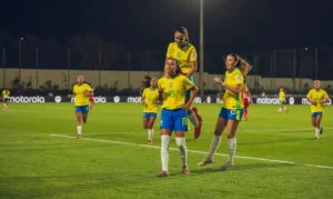 seleção brasileira feminina bate Polônia nos pênaltis por 8 a 7 e avança às quartas do Mundial - em 28/10/2026
